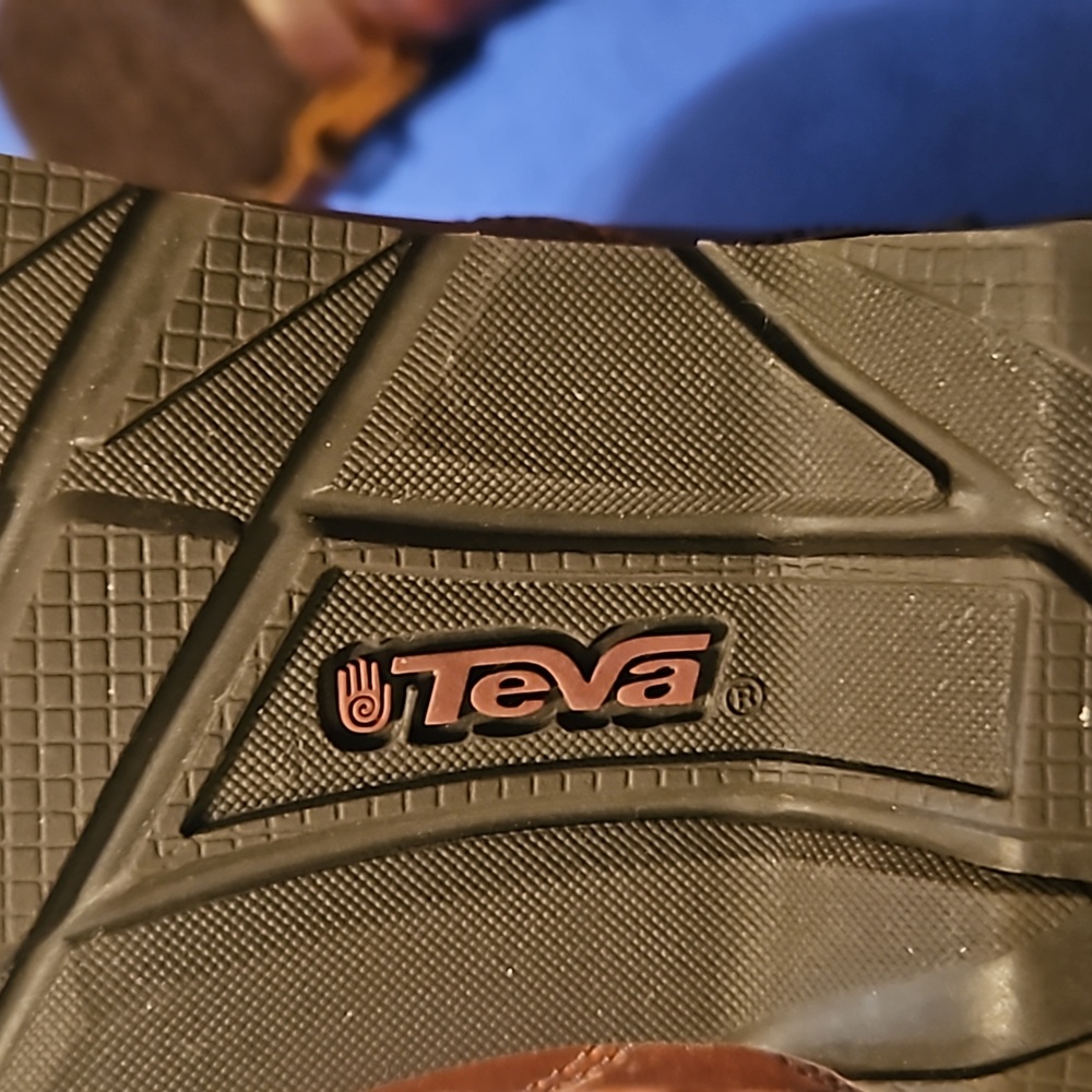 Teva De LA Vina Leather Boots - Picture 7 of 8
